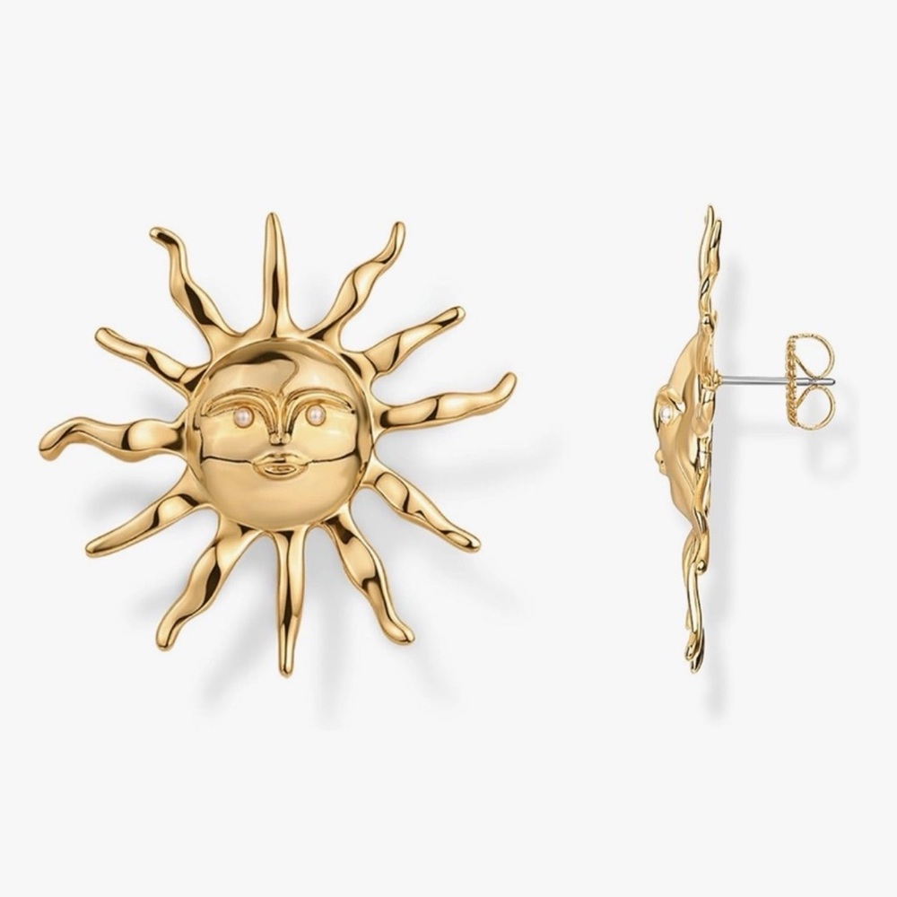 NEW 14K Gold Plated Sun Stud Earrings